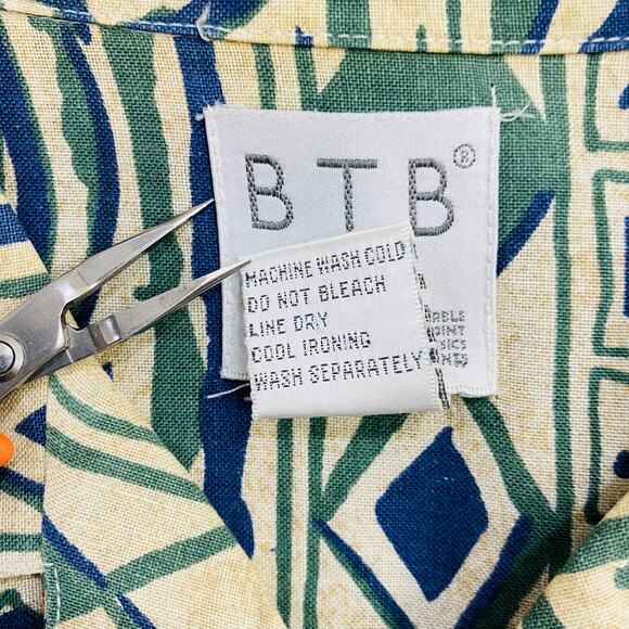 BTB Hawaiian Shirt Men's Large Tan Green Tropical Short Sleeve Button Up Linen - Picture 5 of 9